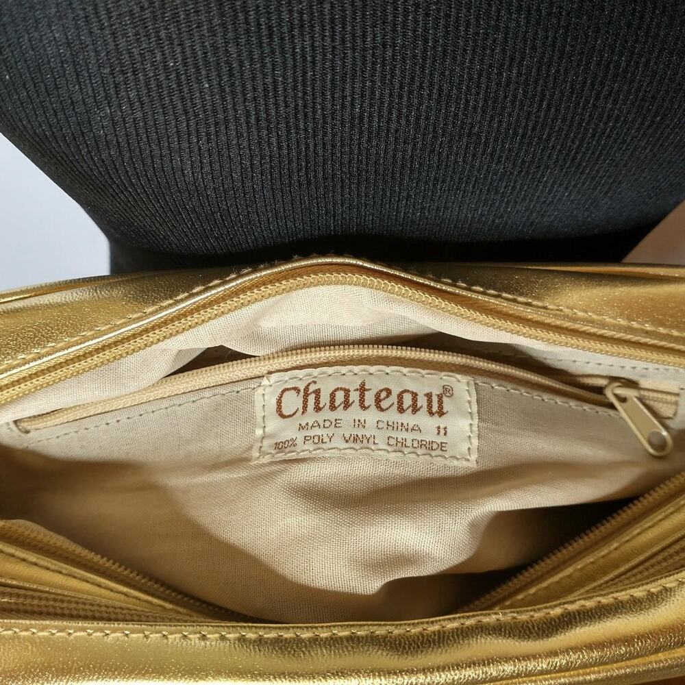 Gold Metallic quilted 90s purse by Chateau - Picture 3 of 4